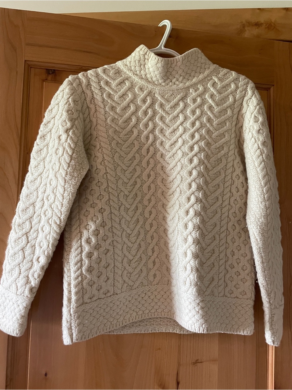 Cable Knit Cream Turtleneck Sweater 10% Merino Wool
